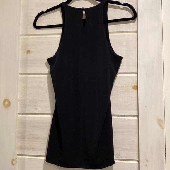 Anatomie Cami Wrinkle-free Travel Tank in Black - Picture 5 of 8